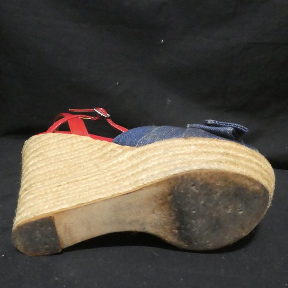 PENNY LOVES KENNY | Size 7 | Denim Espadrille Sandals - Picture 14 of 16